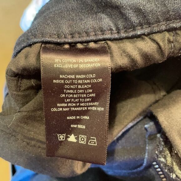 KUT From The Kloth Jean Shorts - Picture 8 of 10